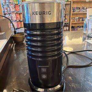 Keurig Electric Moth Frother Model 5000340539 Hot & Cold Froth Latte Cappuccino